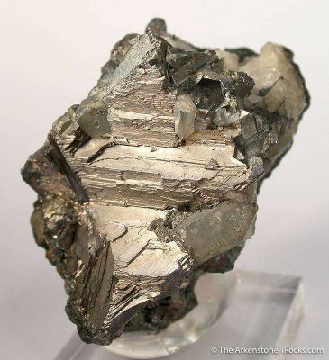 Bismuth on Quartz