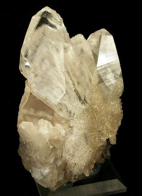 Apophyllite-(Kf), Calcite, Ilvaite