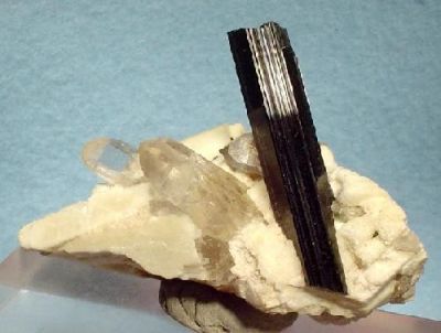 Arfvedsonite, Quartz (Var: Smoky Quartz), Feldspar Group