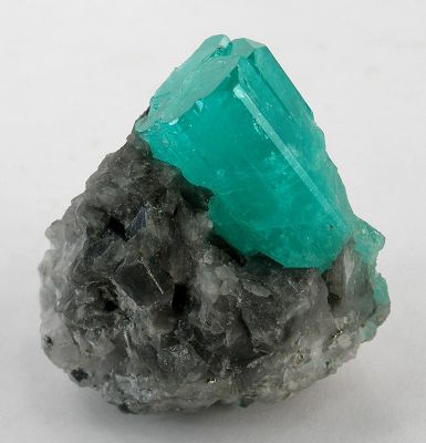 Beryl (Var: Emerald), Calcite