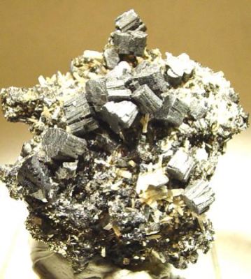 Bournonite, Arsenopyrite