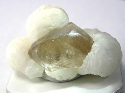 Calcite, Gyrolite