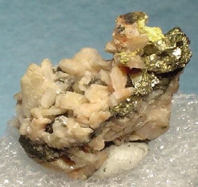 Gold, Pyrite