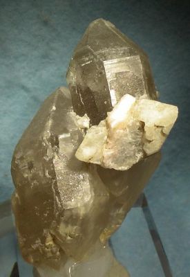 Hydroxylherderite, Quartz (Var: Smoky Quartz)