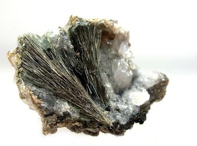 Millerite, Calcite
