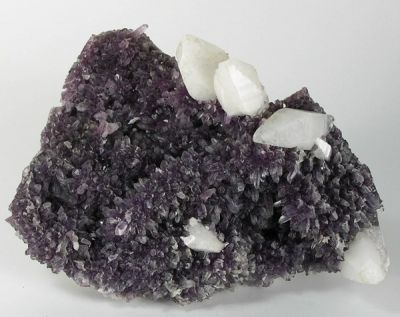 Quartz (Var: Amethyst), Calcite