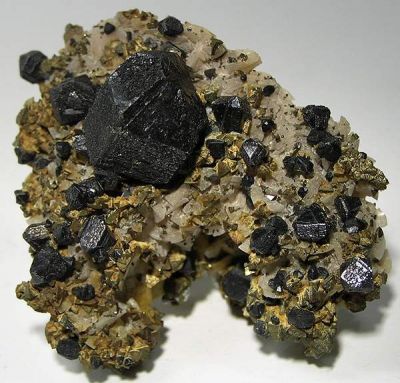 Sphalerite, Chalcopyrite, Dolomite