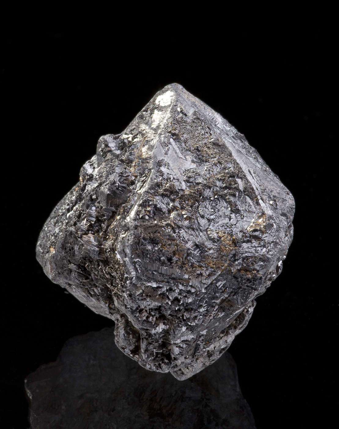Robust Rutile Pseudomorph After Brookite | iRocks Fine Minerals