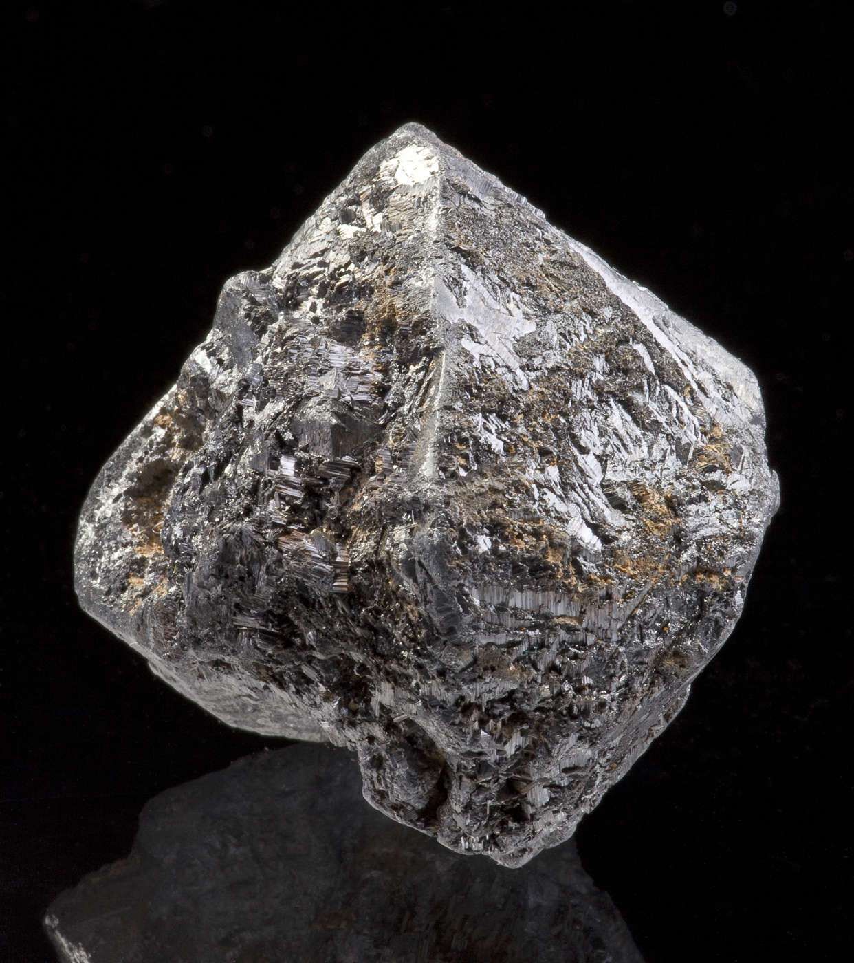 Robust Rutile Pseudomorph After Brookite | iRocks Fine Minerals