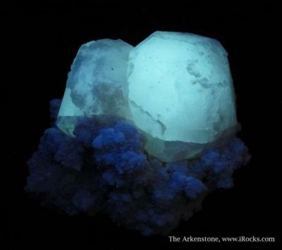 Pollucite (Fluorescent), Lepidolite, and Aquamarine