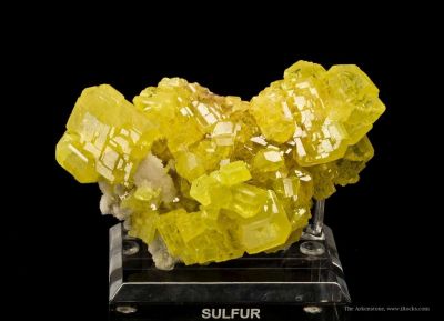 Sulfur on Sulfur With Aragonite