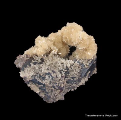 Strontianite and Calcite on Fluorite