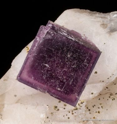 Fluorite on Calcite with Pyrite