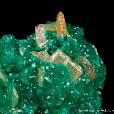 Wulfenite and Dioptase on Calcite